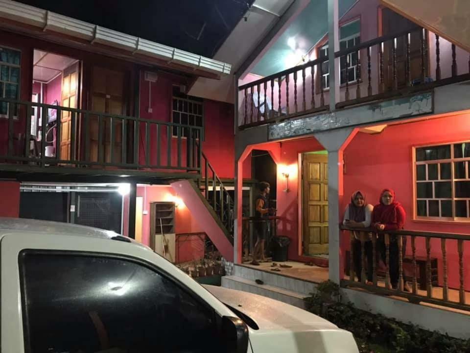 Strawberry Rest House Mesilou Kundasang Exterior photo